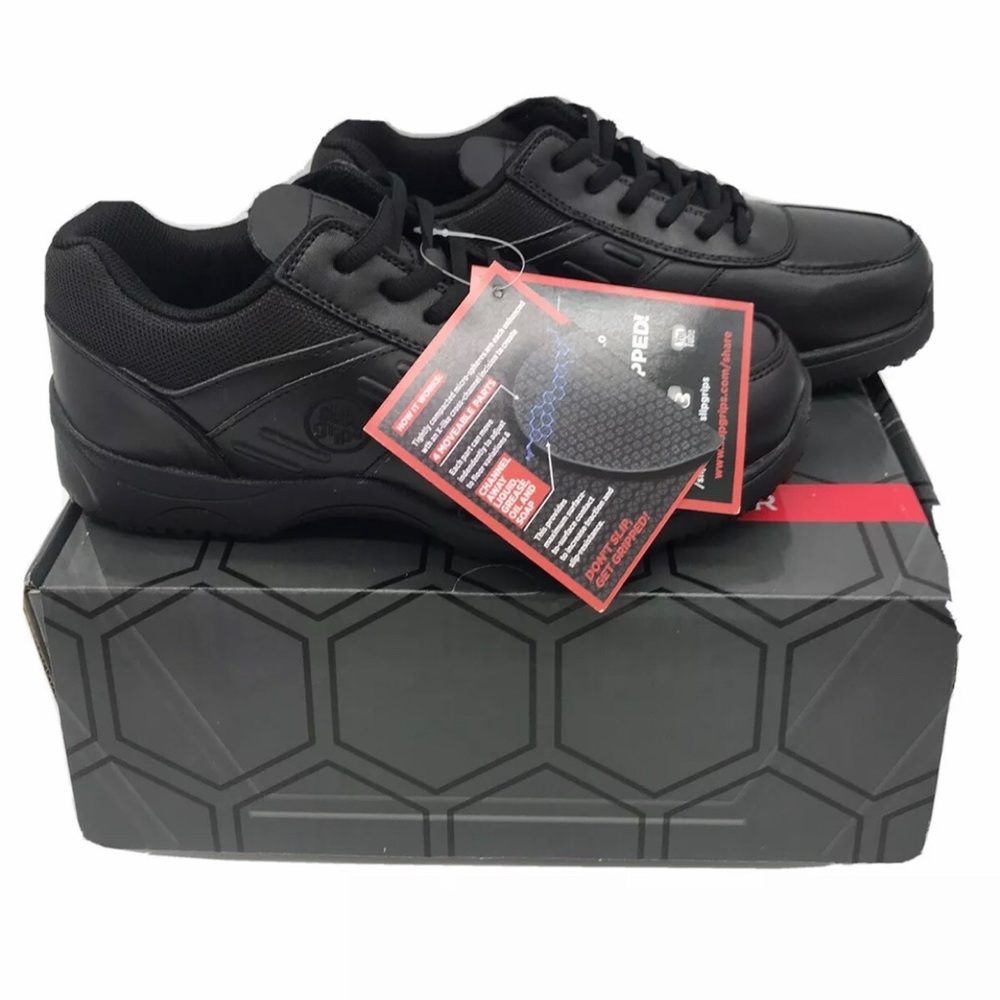 Slipgrips slip-resistant footwear- Mens US size 9W - Brand New!